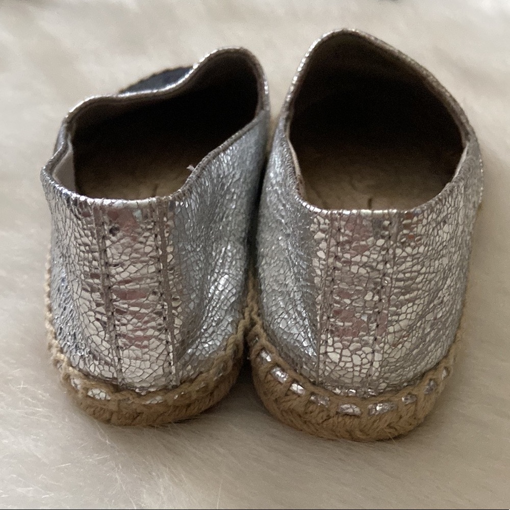 Tory Burch Metallic Colorblock Espadrilles, Size 6 - Picture 7 of 16